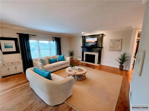 4059 Knollbrook Dr, Norton, OH, 44203-5475 | Card Image