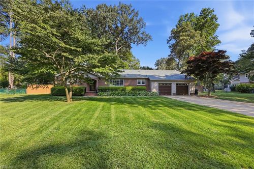 3133 Quimby Rd, Virginia Beach, VA, 23452-7019 | Card Image