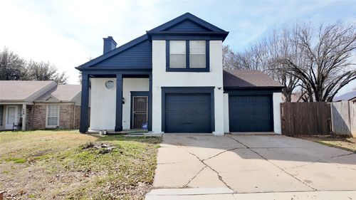 518 Nightshade Dr, Arlington, TX, 76018-1688 | Card Image