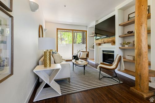 apt-c2-1600 Pinebrook Blvd, Park City, UT, 84098-8279 | Card Image