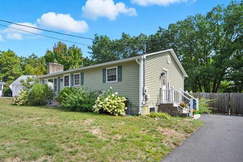 6 Oak St, Merrimack, NH, 03054-4134 | Card Image