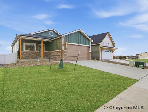 5111 Carla Dr, Cheyenne, WY, 82009-5865 | Card Image