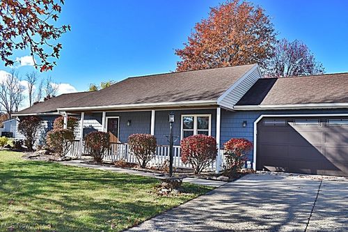 5178 Berkeley Dr, Sheffield Village, OH, 44054-2914 | Card Image