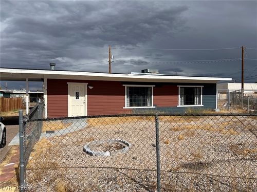 15 Washington Way, Henderson, NV, 89015-7038 | Card Image