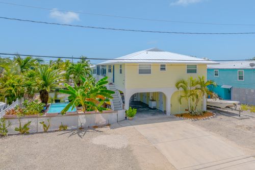 29038 Violet Dr, Big Pine Key, FL, 33043-6030 | Card Image