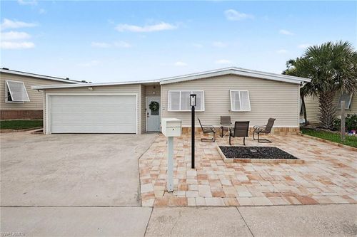 11181 Azalea Ln, FORT MYERS BEACH, FL, 33931-3195 | Card Image