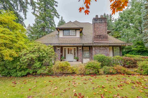 5735 132 St, Surrey, BC, V3X1N6 | Card Image