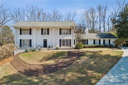 6105 River Shore Pkwy, Atlanta, GA, 30328-3704 | Card Image