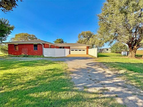 200 Means, Rocky, OK, 73661-6101 | Card Image