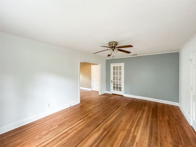 Living Room | Image 7