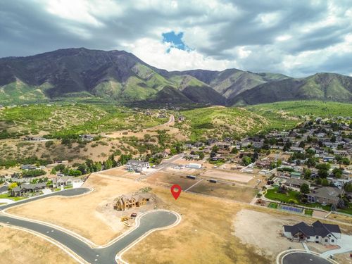 21-557 N Olivia Cir, Elk Ridge, UT, 84651-4107 | Card Image