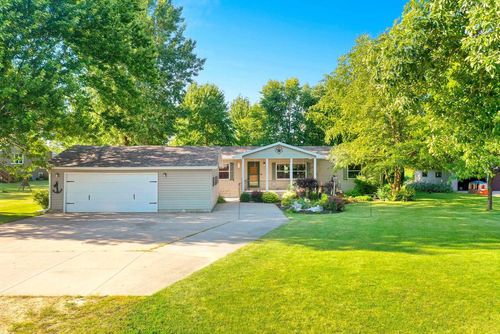 W10298 School Road, DALE, WI, 54944 | Card Image