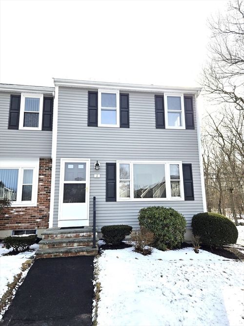 apt-1-1170 Wilson Rd, Fall River, MA, 02720-4617 | Card Image