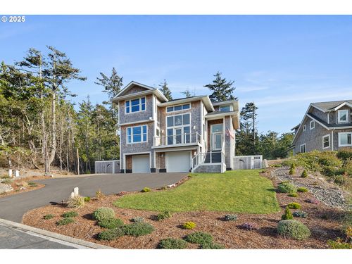 415 Fall Creek Dr, Tillamook, OR, 97141-8125 | Card Image