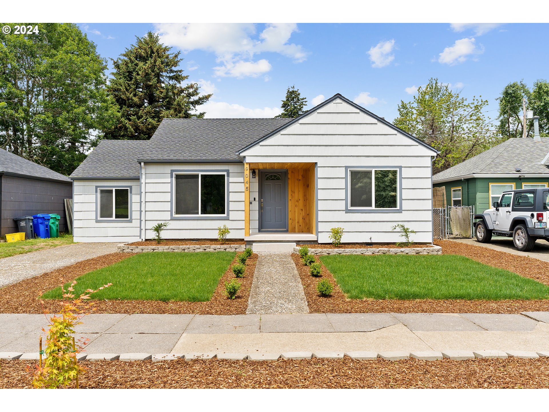 Morrison St, Portland, OR 97216