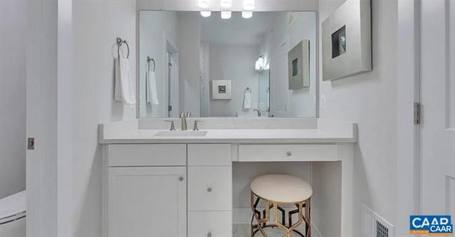 B - 828 Wesley Ln, Condo with 3 bedrooms, 3 bathrooms and null parking in CHARLOTTESVILLE VA | Image 8