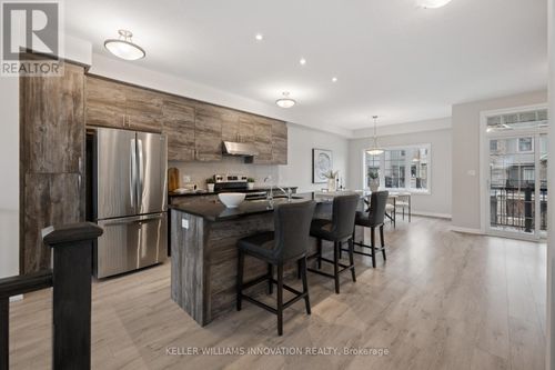54 Bank Swallow Crescent, Kitchener, ON, N2P0J7 | Card Image