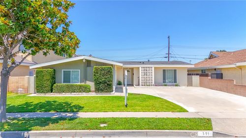 511 Gwynwood Ave, La Habra, CA, 90631-7212 | Card Image