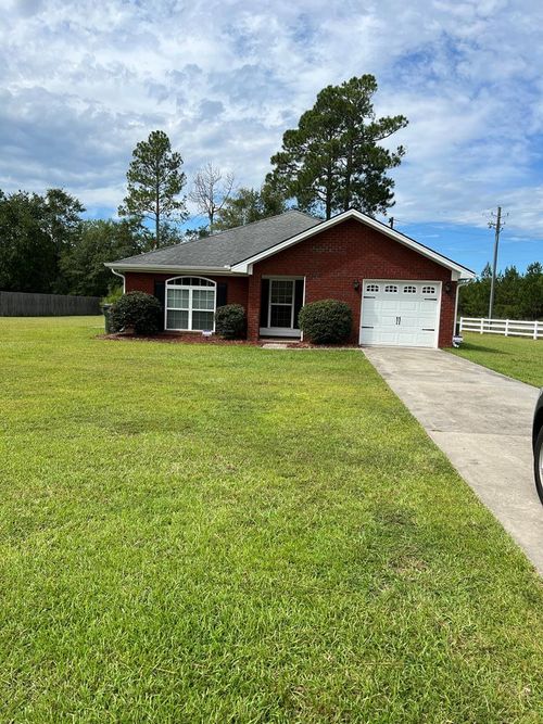 38 Carson St Ne, Ludowici, GA, 31316-2461 | Card Image
