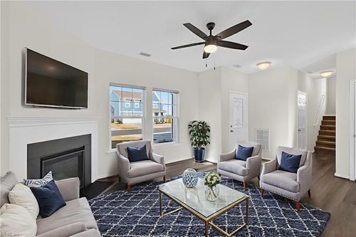 196 Norfleet Ln, Suffolk, VA, 23434-8692 | Card Image