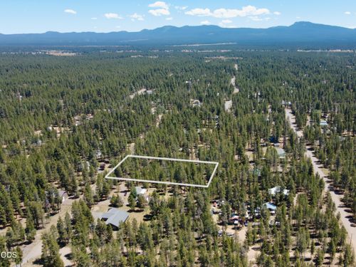 15935 Pine Ln, La Pine, OR, 97739-9031 | Card Image
