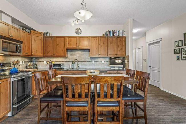 409 - 300 Palliser Lane, Home with 2 bedrooms, 2 bathrooms and 2 parking in Canmore AB | Image 2