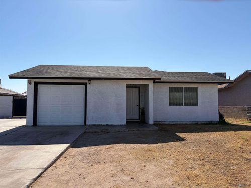 1365 S 14th Ave, Yuma, AZ, 85364-4411 | Card Image