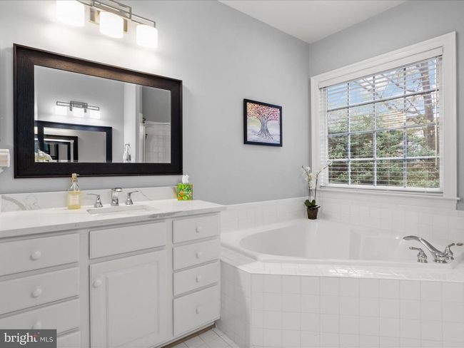 2164 Harithy Dr, Townhouse with 5 bedrooms, 5 bathrooms and null parking in DUNN LORING VA | Image 25