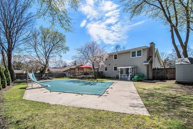 Back Exterior/Pool | Image 36