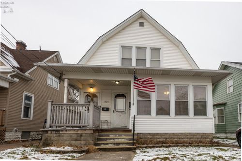 1225 W Osborne St, Sandusky, OH, 44870-3120 | Card Image