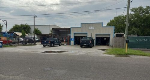 4615 N Hubert Ave, Tampa, FL, 33614-7656 | Card Image