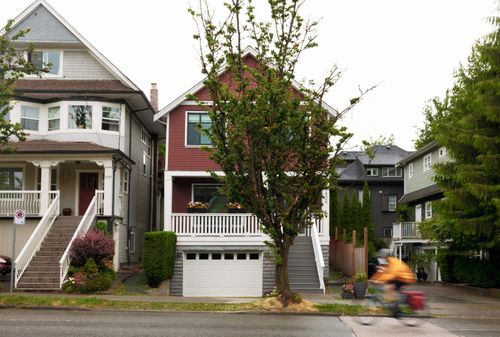 1636 Victoria Dr, Vancouver, BC, V5L4H3 | Card Image