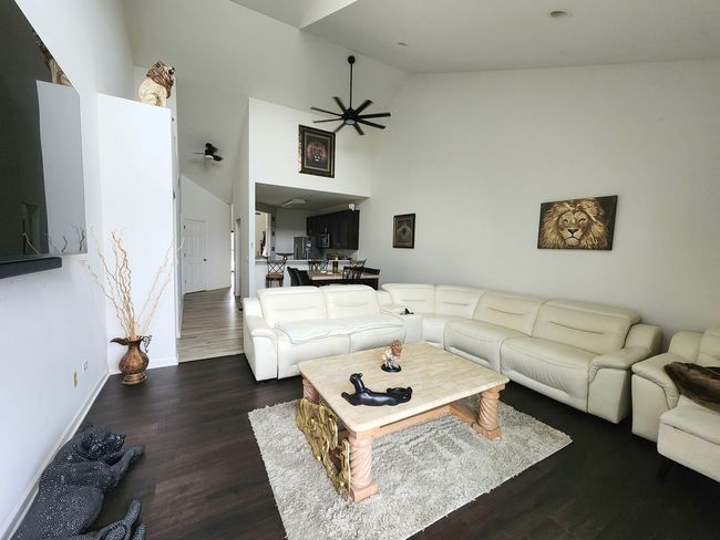 2003 Magenta Ln, Townhouse with 3 bedrooms, 4 bathrooms and 2 parking in Algonquin IL | Image 7
