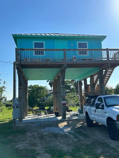 1021 N Sage, Crystal Beach, TX, 77650-3430 | Card Image