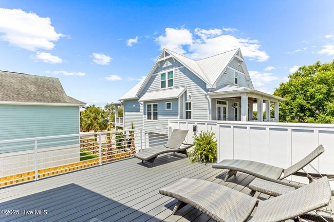 1320 Searay Ln, House other with 4 bedrooms, 4 bathrooms and 1 parking in Carolina Beach NC | Image 59