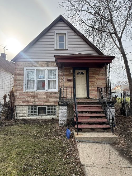 6526 S Hoyne Ave, Chicago, IL, 60636-2564 | Card Image