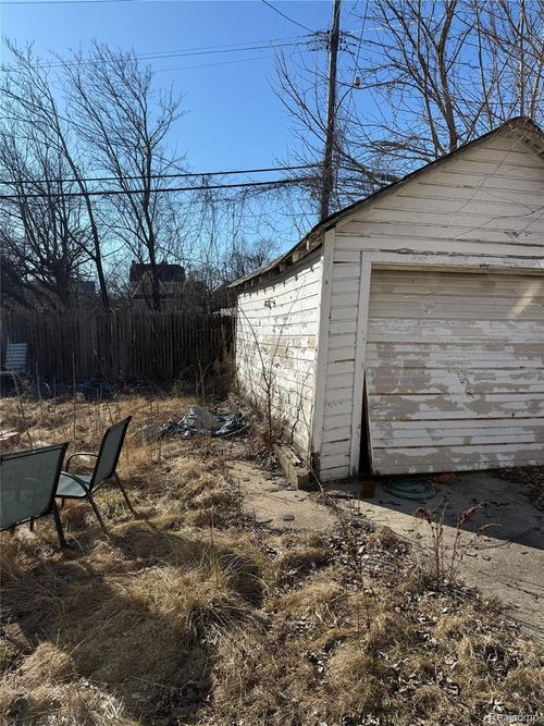 15845 Normandy St, Detroit, MI, 48238-1410 | Card Image