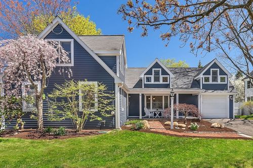 23 Douglas Rd, Needham, MA, 02492-4503 | Card Image
