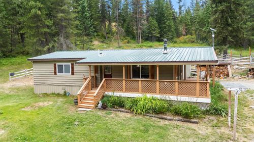 1111A Highway 20 E, Colville, WA, 99114-9064 | Card Image