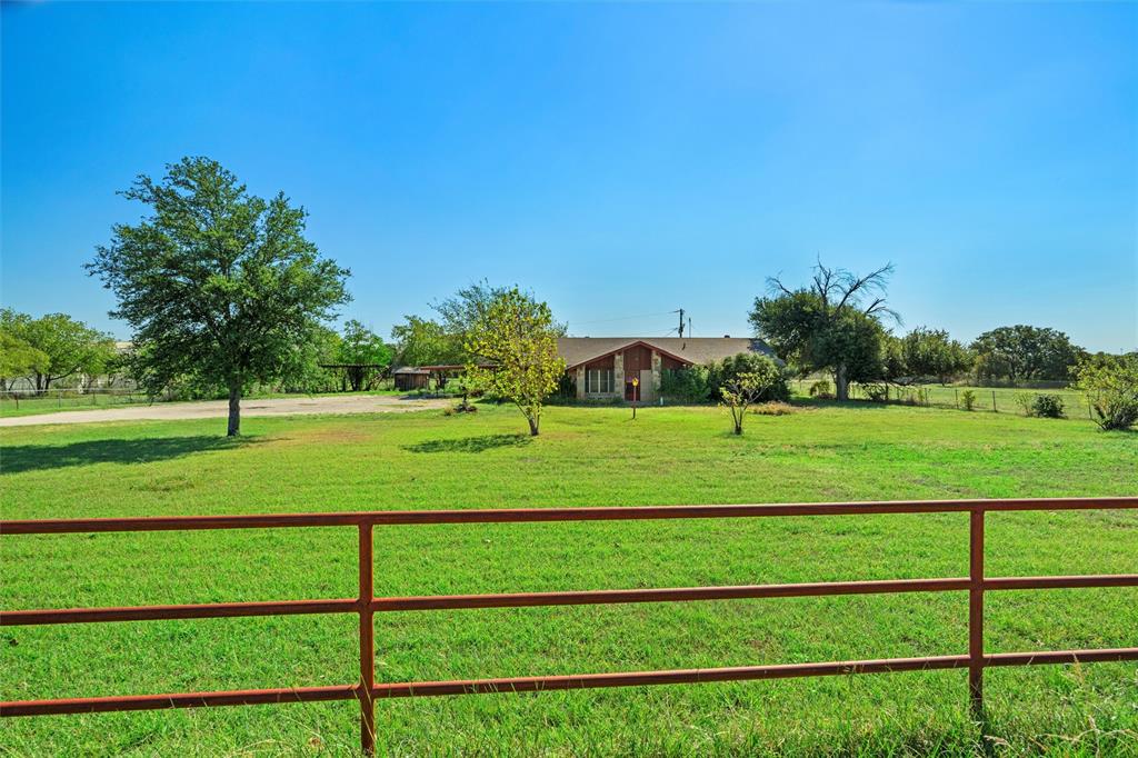 Silver Creek Azle Rd, Azle, TX 76020