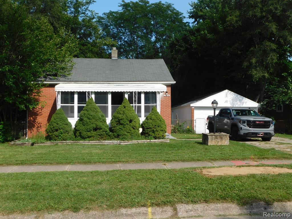 Tallman Ave, Warren, MI 48089