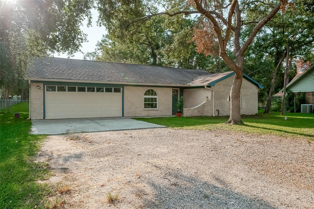 Bayou Blvd, Baytown, TX 77521