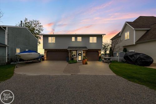 7860 Belle Brae Rd, Ira, MI, 48023-2700 | Card Image