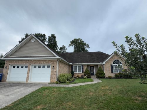 5614 Jonquil Ln, Ooltewah, TN, 37363-5121 | Card Image