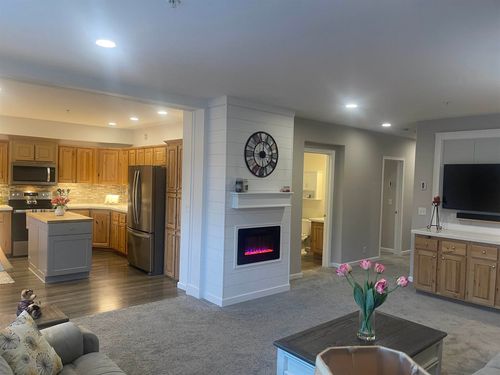 unit-b201-9090 Cinema Dr, Juneau, AK, 99801-9664 | Card Image