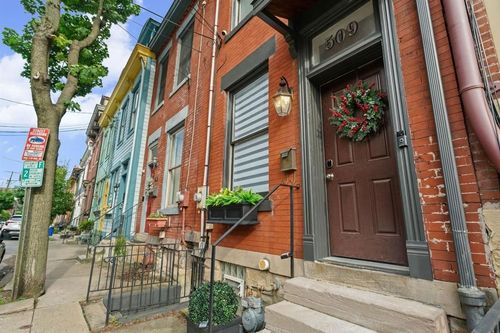 509 Avery St, Pittsburgh, PA, 15212-5504 | Card Image