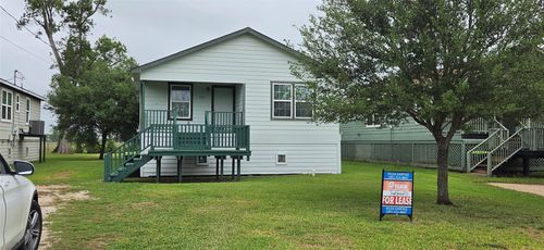 725 E Columbus Dr, Wharton, TX, 77488-2325 | Card Image