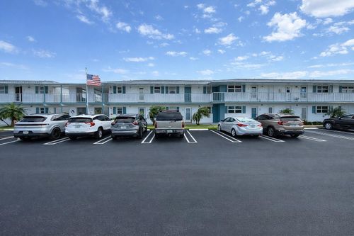 205-1114 Lake Terrace, Boynton Beach, FL, 33426 | Card Image