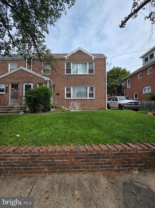 20 E 17th St, CHESTER, PA, 19013-5346 | Card Image