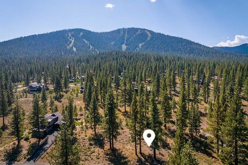 720 John Mckinney, Truckee, CA, 96161-5173 | Card Image